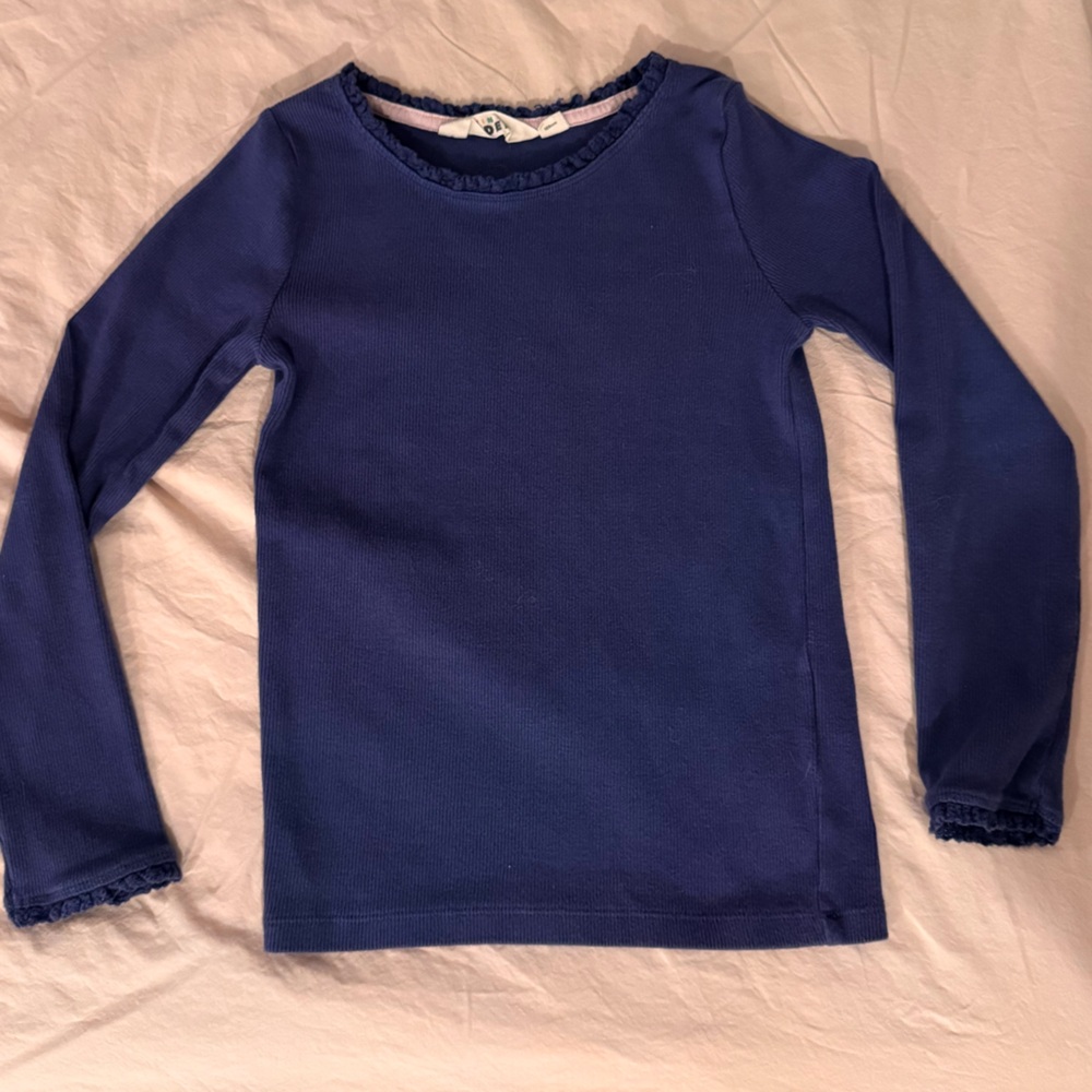 Used Mini Boden puppy embroidered skirt and 2 shirts - Picture 7 of 14